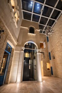 6a12d7d2 4b4b 43f5 8b87 00099aa8c1a9